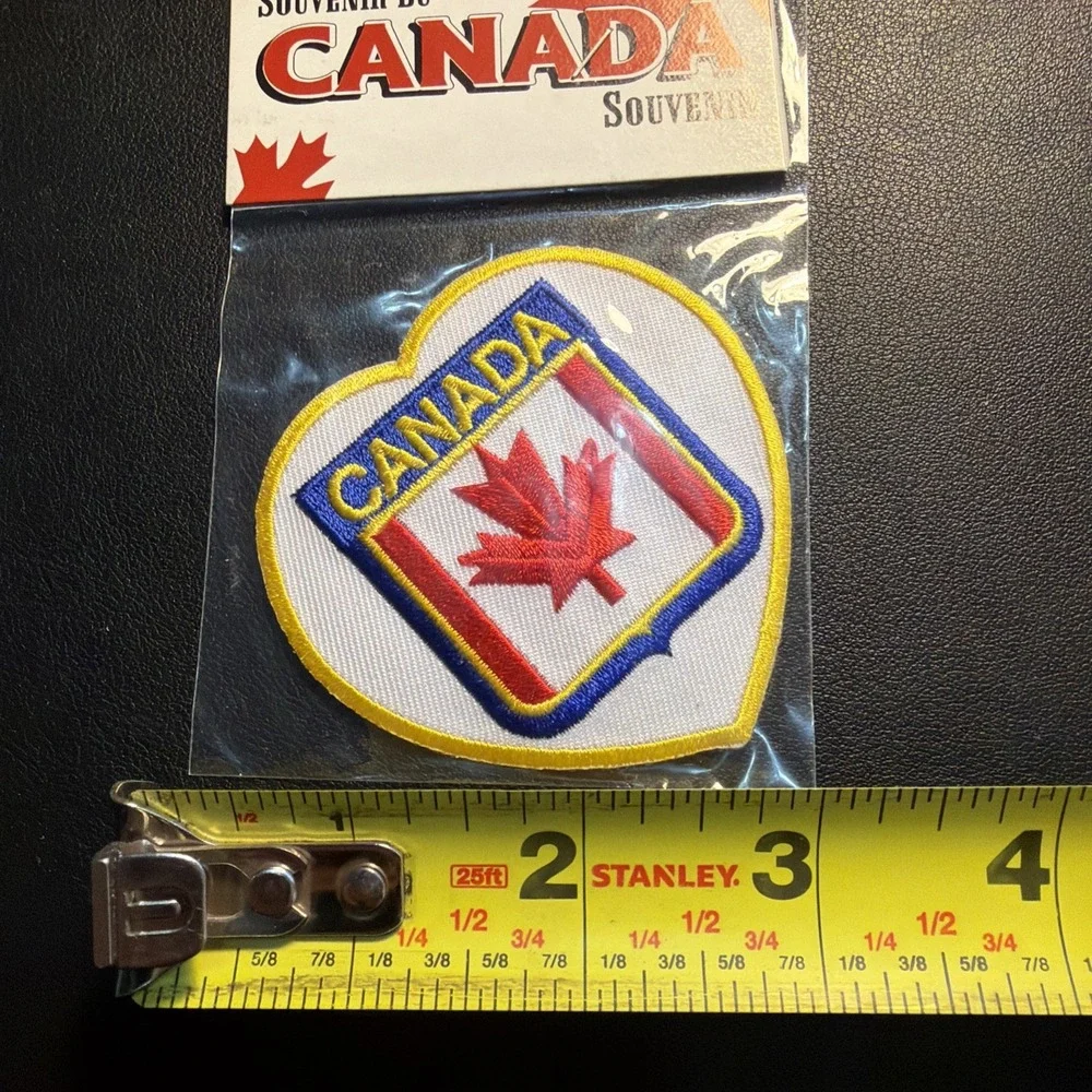 NIP Canada Canadian Travel Novelty Flag Souvenir Embroidered Patch Badge!